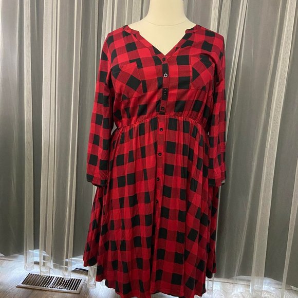 Torrid Red and Black plaid challis shirt dress SIZE 4 - Picture 3 of 6